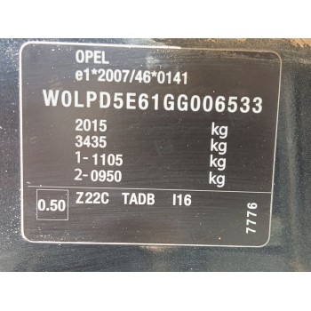 opel astra j sedán del año 2015