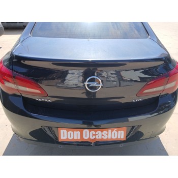 Recambio de tapa maletero para opel astra j sedán 1.6 cdti (69) referencia OEM IAM   