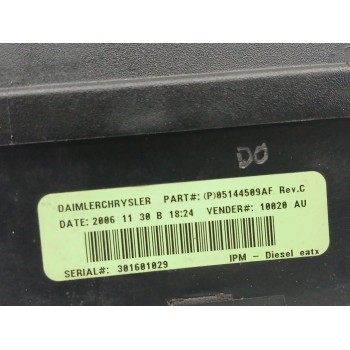 Recambio de caja reles / fusibles para chrysler voyager iv (rg, rs) 2.8 crd referencia OEM IAM 05144509AF  