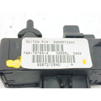 Recambio de mando elevalunas delantero izquierdo para chrysler voyager iv (rg, rs) 2.8 crd referencia OEM IAM 04685732AC  