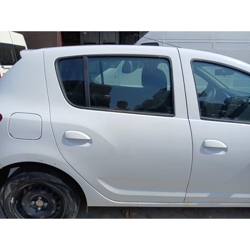 Recambio de puerta trasera derecha para dacia sandero ii (b8_) 1.5 dci referencia OEM IAM   