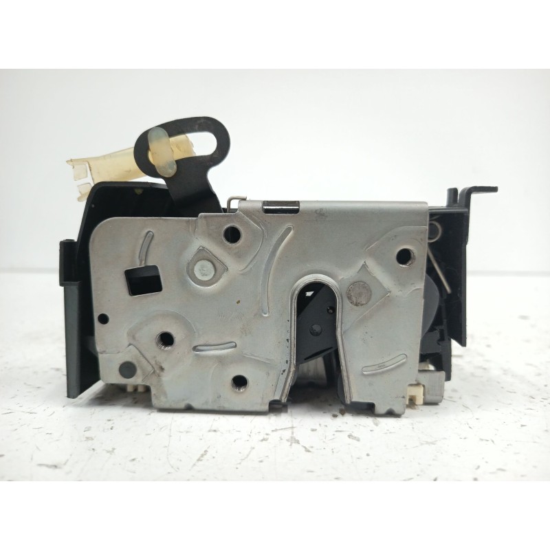 Recambio de cerradura puerta delantera derecha para mini mini (r50, r53) cooper referencia OEM IAM 4416272  
