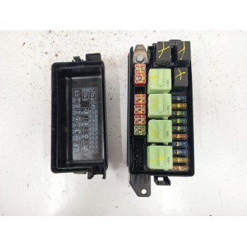Recambio de caja reles / fusibles para mini mini (r50, r53) cooper referencia OEM IAM 32416778425  