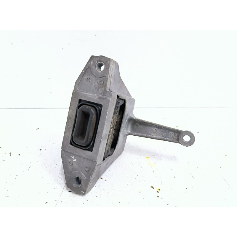 SOPORTE MOTOR DERECHO