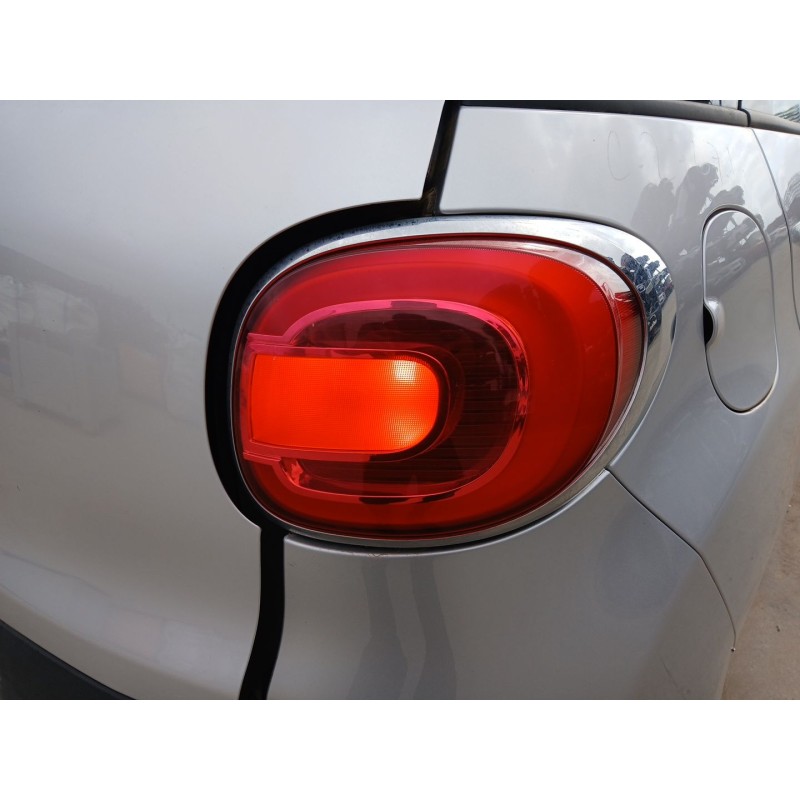 Recambio de piloto trasero derecho para fiat 500l (351_, 352_) 1.3 d multijet (199.lym11, 199.lym1a) referencia OEM IAM   