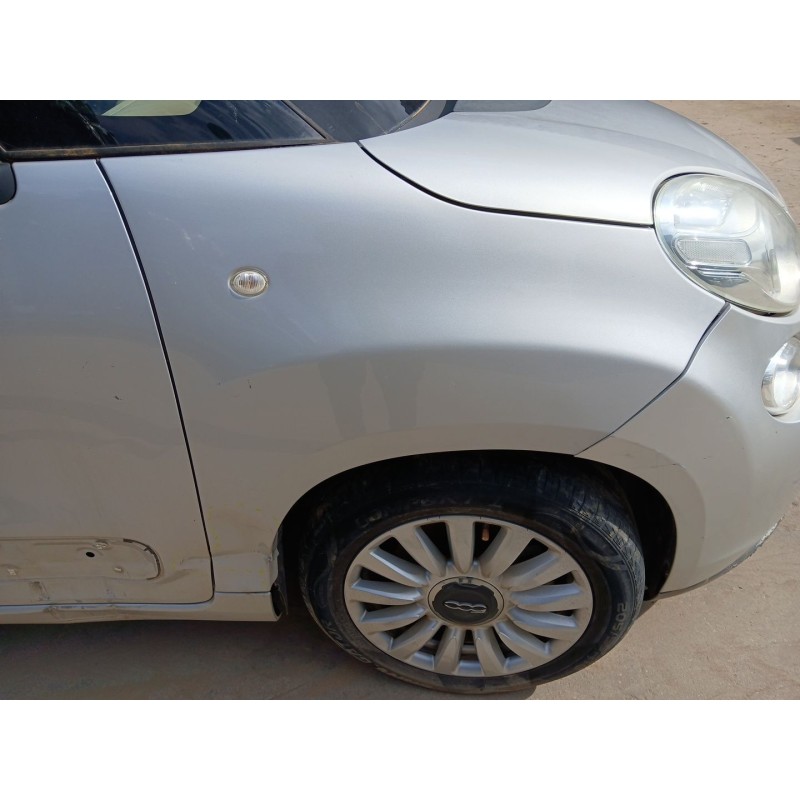 Recambio de aleta delantera derecha para fiat 500l (351_, 352_) 1.3 d multijet (199.lym11, 199.lym1a) referencia OEM IAM   
