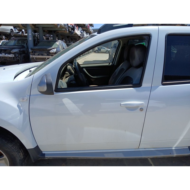 Recambio de puerta delantera izquierda para dacia duster (hs_) 1.5 dci referencia OEM IAM   