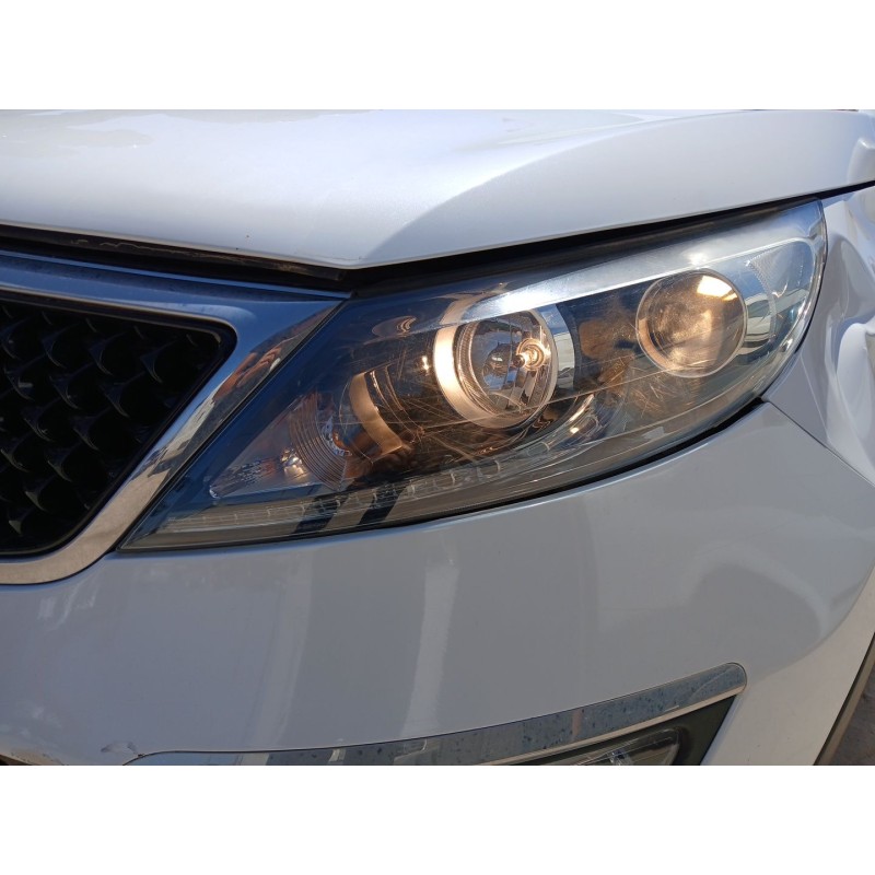 Recambio de faro izquierdo para kia sportage iii (sl) 1.7 crdi referencia OEM IAM   