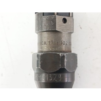 Recambio de inyector para nissan terrano/terrano.ii (r20) s (5-ptas.) referencia OEM IAM KCA17S102  