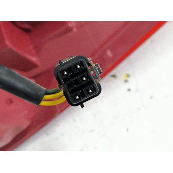 Recambio de piloto trasero izquierdo para kia carens iv 1.6 gdi referencia OEM IAM 92401A4  