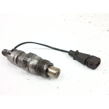Recambio de inyector para nissan terrano/terrano.ii (r20) 2.7 turbodiesel referencia OEM IAM KCA17S102  
