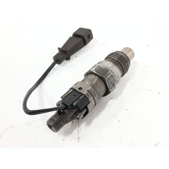 Recambio de inyector para nissan terrano/terrano.ii (r20) 2.7 turbodiesel referencia OEM IAM KCA17S102  