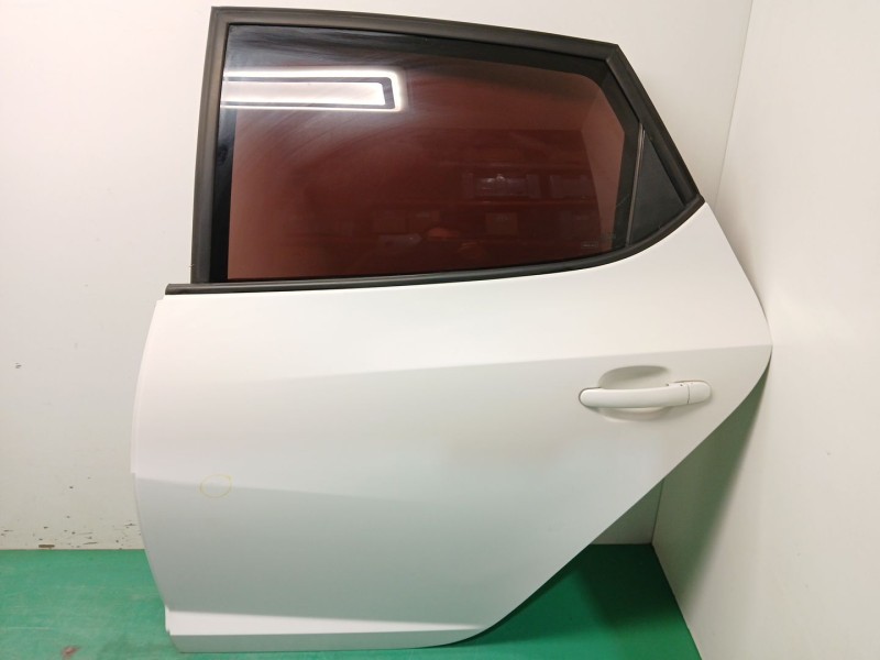 Recambio de puerta trasera izquierda para seat ibiza iv (6j5, 6p1) 1.9 tdi referencia OEM IAM 6J4833055  