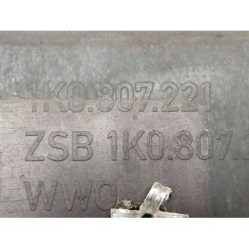 Recambio de paragolpes delantero para volkswagen golf v (1k1) 1.6 referencia OEM IAM 1K0807221  