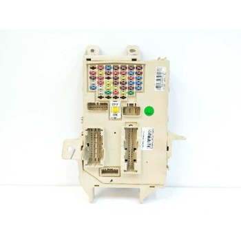 CAJA RELES / FUSIBLES 91950A4510 