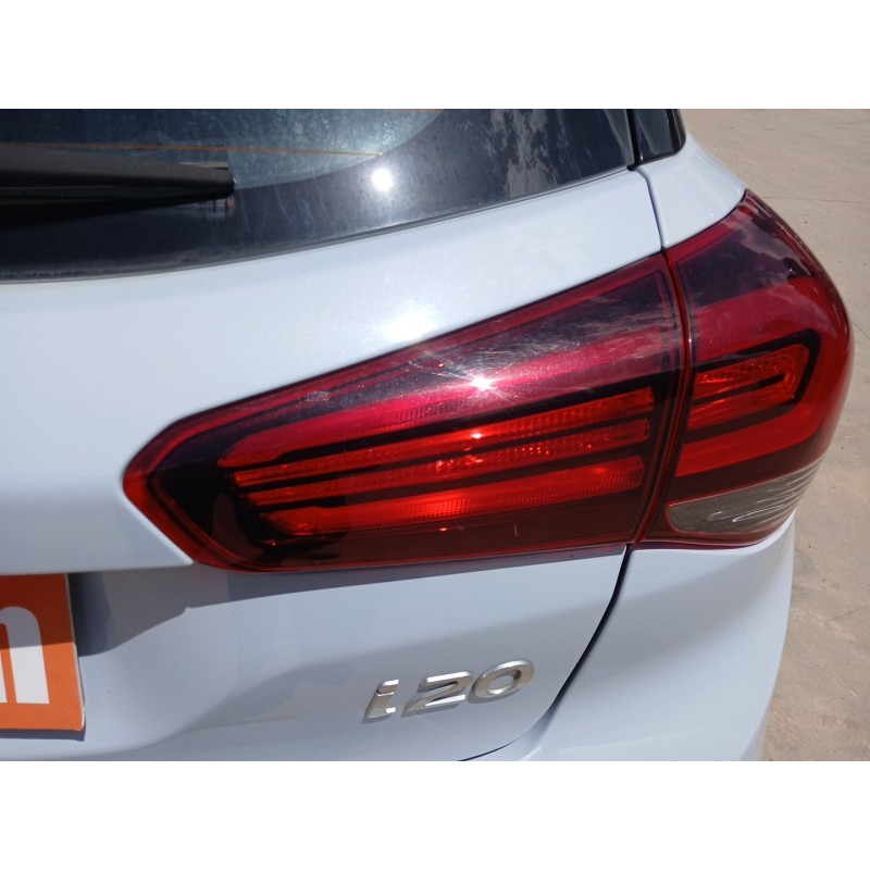 Recambio de piloto trasero derecho interior para hyundai i20 ii (gb, ib) 1.2 referencia OEM IAM   