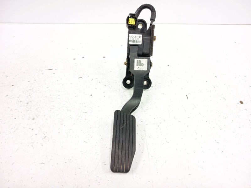 Recambio de potenciometro pedal para hyundai tucson (jm) 2.0 crdi a las 4 ruedas referencia OEM IAM 327262E300  