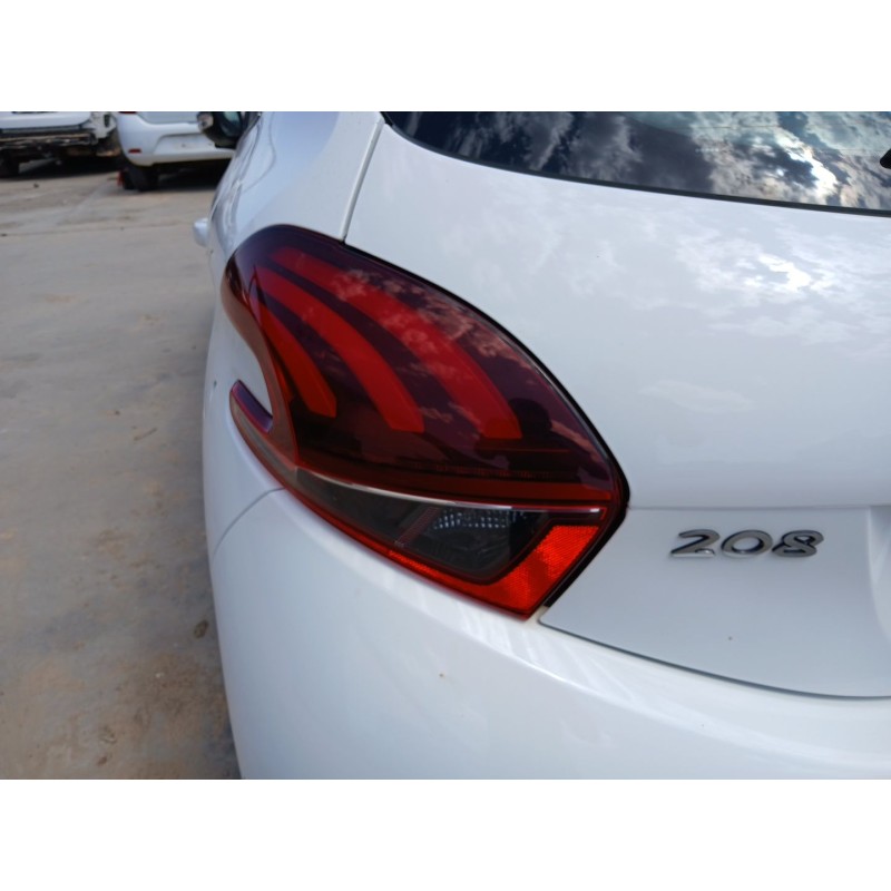 Recambio de piloto trasero izquierdo para peugeot 208 i (ca_, cc_) 1.2 thp 110 referencia OEM IAM   