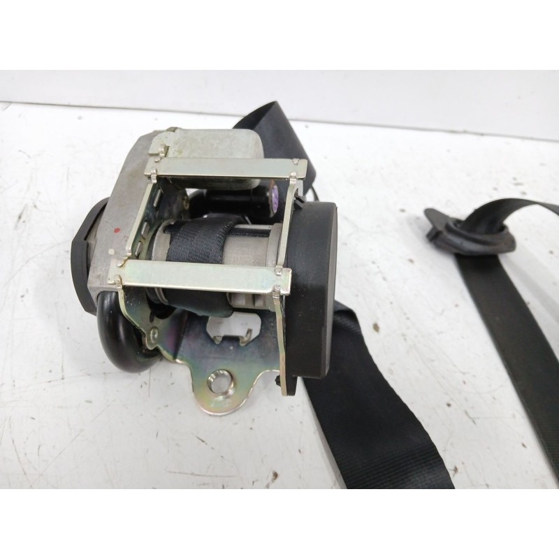 CINTURON SEGURIDAD DELANTERO IZQUIERDO