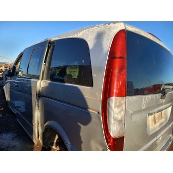 mercedes-benz viano (w639) del año 2004