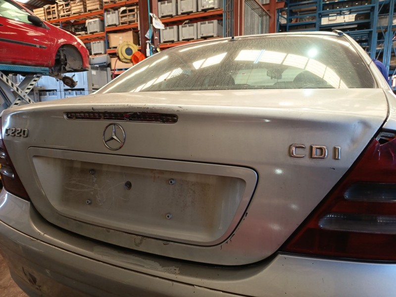 mercedes-benz clase c (w203) del año 2003