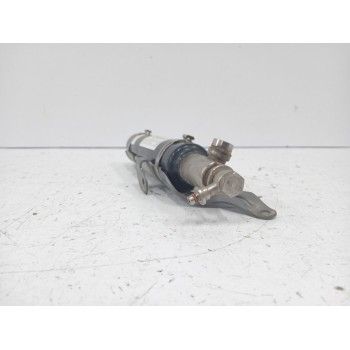 Recambio de amortiguadores capo para mercedes-benz clase a (w176) a 180 (176.042) referencia OEM IAM 2468600200  