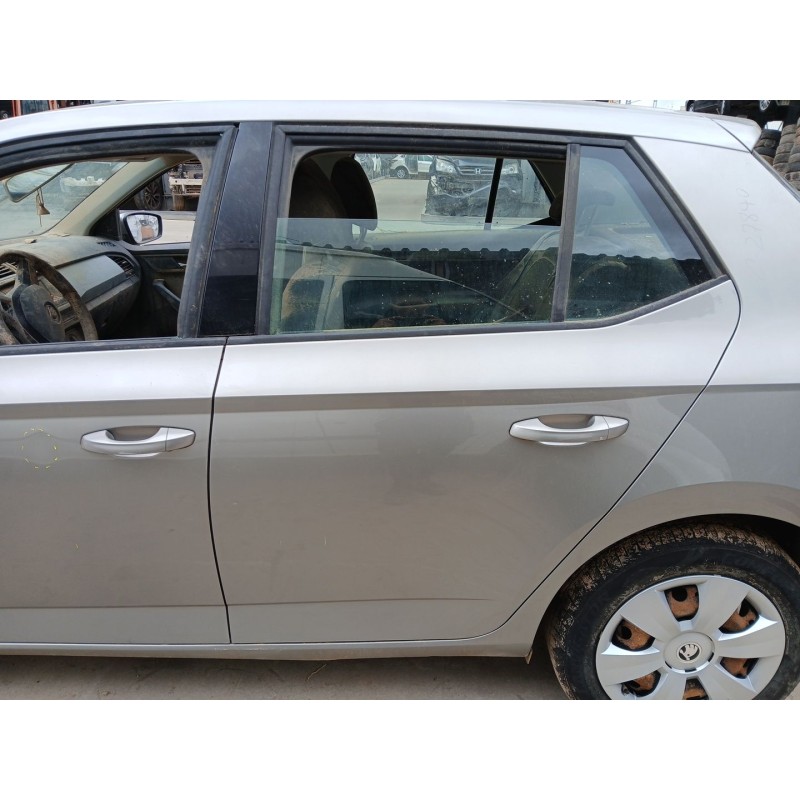 Recambio de puerta trasera izquierda para skoda fabia iii (nj3) 1.0 referencia OEM IAM   