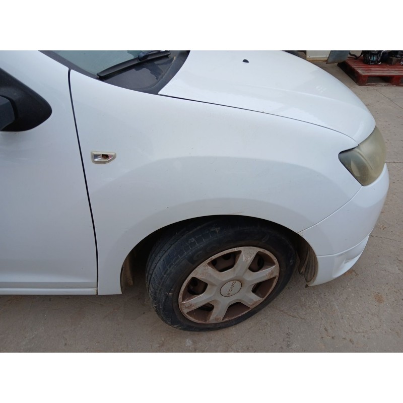 Recambio de aleta delantera derecha para dacia sandero ii (b8_) 1.5 dci 75 / blue dci 75 (b8jw, b8m4, b8ah, b8m7, b8m6) referenc
