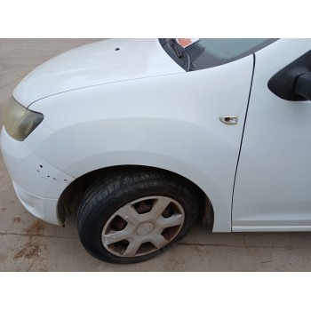 Recambio de aleta delantera izquierda para dacia sandero ii (b8_) 1.5 dci 75 / blue dci 75 (b8jw, b8m4, b8ah, b8m7, b8m6) refere