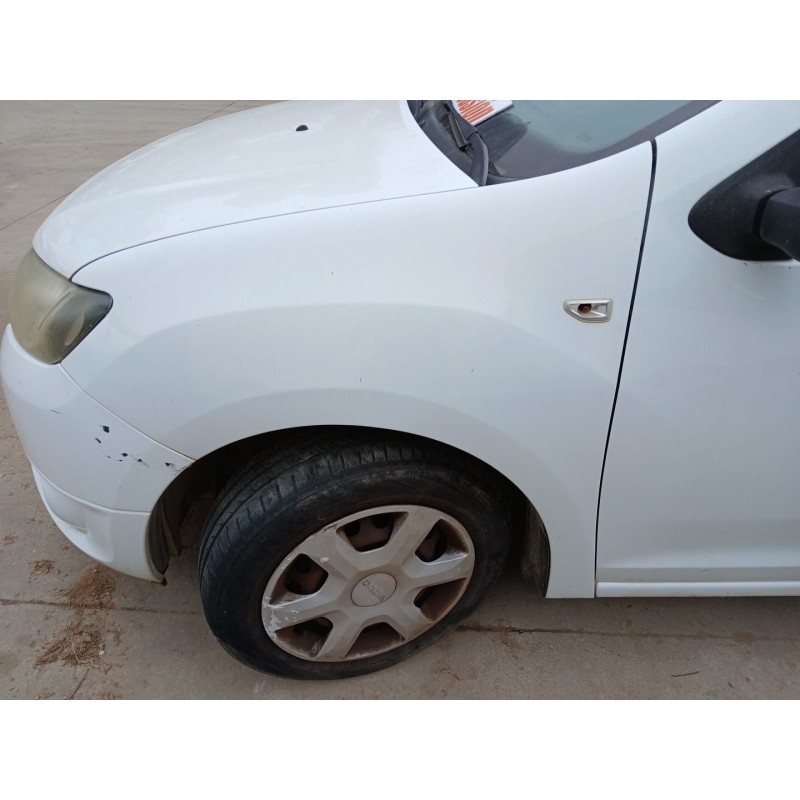 Recambio de aleta delantera izquierda para dacia sandero ii (b8_) 1.5 dci 75 / blue dci 75 (b8jw, b8m4, b8ah, b8m7, b8m6) refere