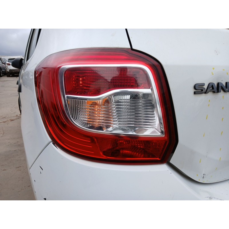 Recambio de piloto trasero izquierdo para dacia sandero ii (b8_) 1.5 dci 75 / blue dci 75 (b8jw, b8m4, b8ah, b8m7, b8m6) referen
