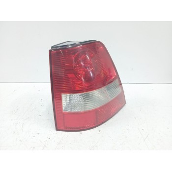 Recambio de piloto trasero izquierdo para kia sorento i (jc) 2.5 crdi referencia OEM IAM   