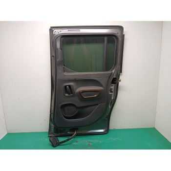 Recambio de puerta lateral corredera derecha para peugeot rifter 1.5 bluehdi 100 referencia OEM IAM 9820425380  
