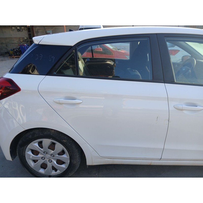 Recambio de puerta trasera derecha para hyundai i20 i (pb, pbt) 1.2 referencia OEM IAM   