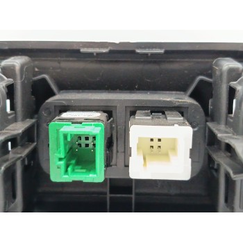 Recambio de rejilla aireadora para peugeot rifter 1.5 bluehdi 100 referencia OEM IAM GEO046620  