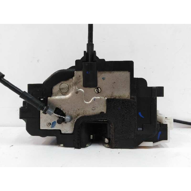 CERRADURA PUERTA TRASERA DERECHA