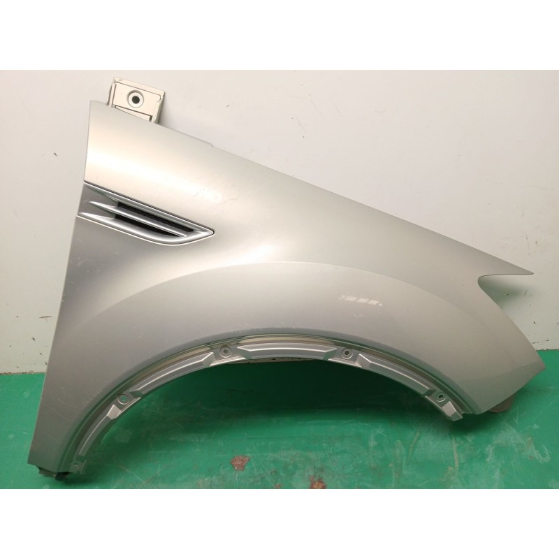 Recambio de aleta delantera derecha para ford kuga i 2.0 tdci referencia OEM IAM 1633114  