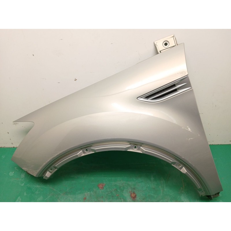 Recambio de aleta delantera izquierda para ford kuga i 2.0 tdci referencia OEM IAM 1633115  