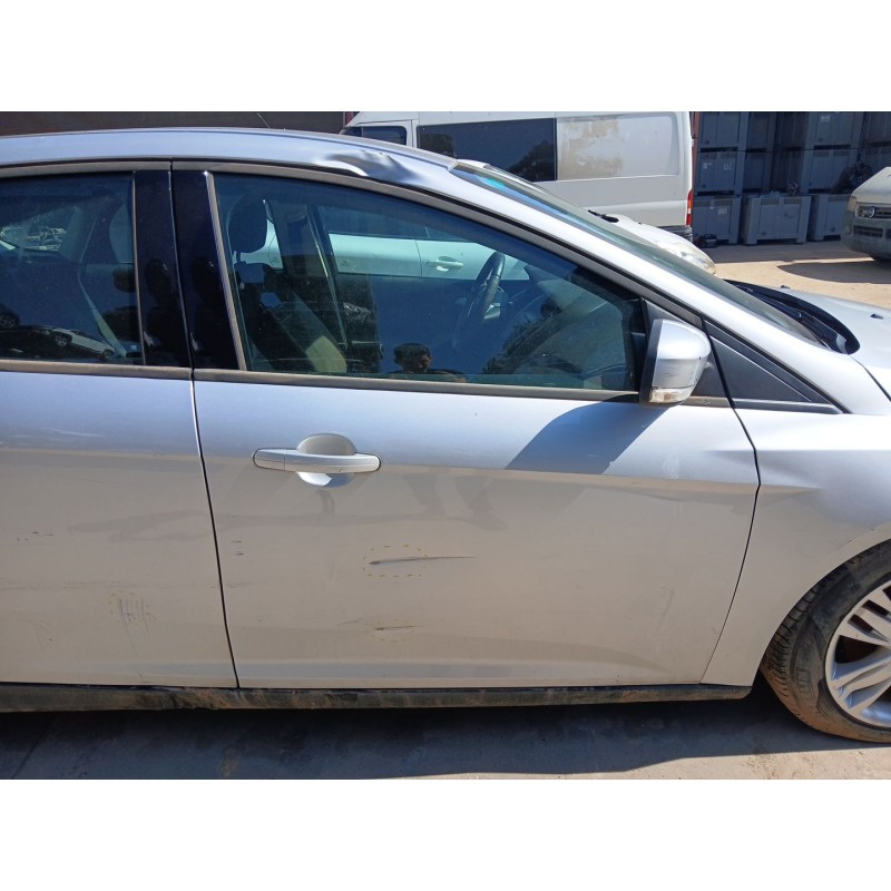 Recambio de puerta delantera derecha para ford focus iii 1.6 ti referencia OEM IAM   