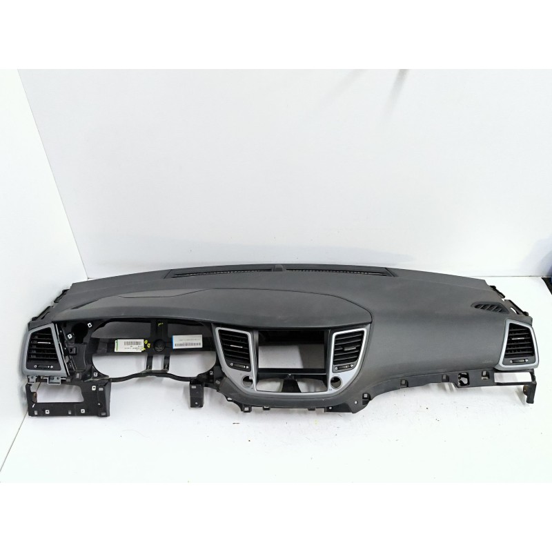 Recambio de salpicadero para hyundai tucson (tl, tle) 1.7 crdi referencia OEM IAM 84711D7000 84710D7000 