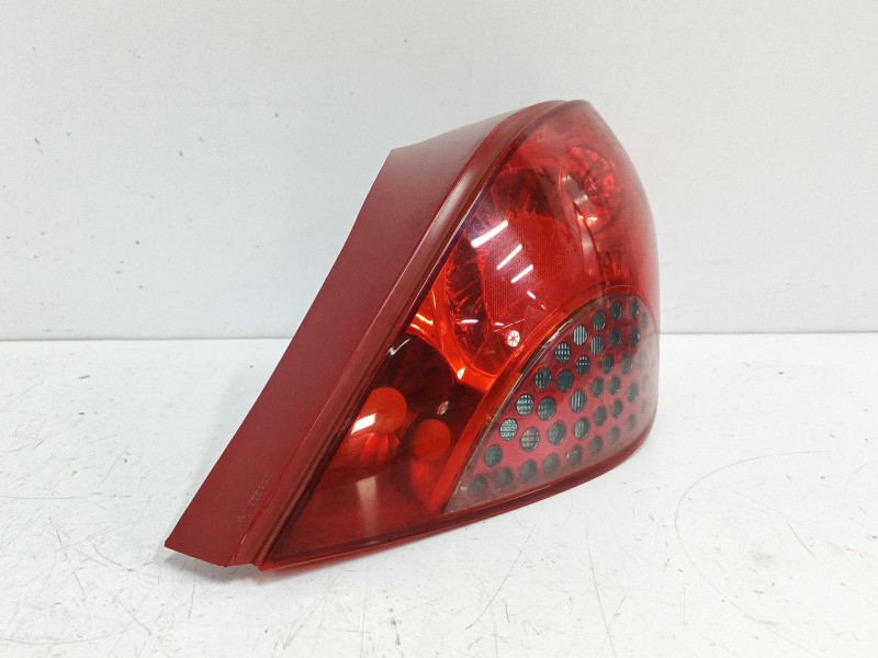 Recambio de piloto trasero derecho para peugeot 207/207+ (wa_, wc_) 1.4 referencia OEM IAM 9649986580  