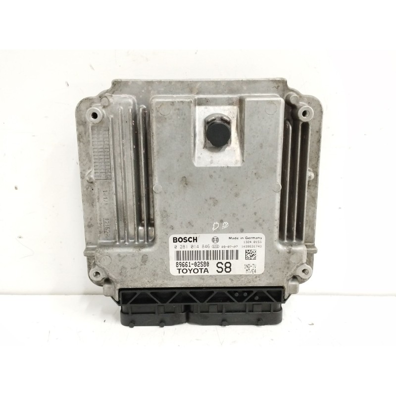 Recambio de centralita motor uce para toyota auris (_e15_) 1.4 d-4d (nde150_) referencia OEM IAM 8966102S80 0281014846 