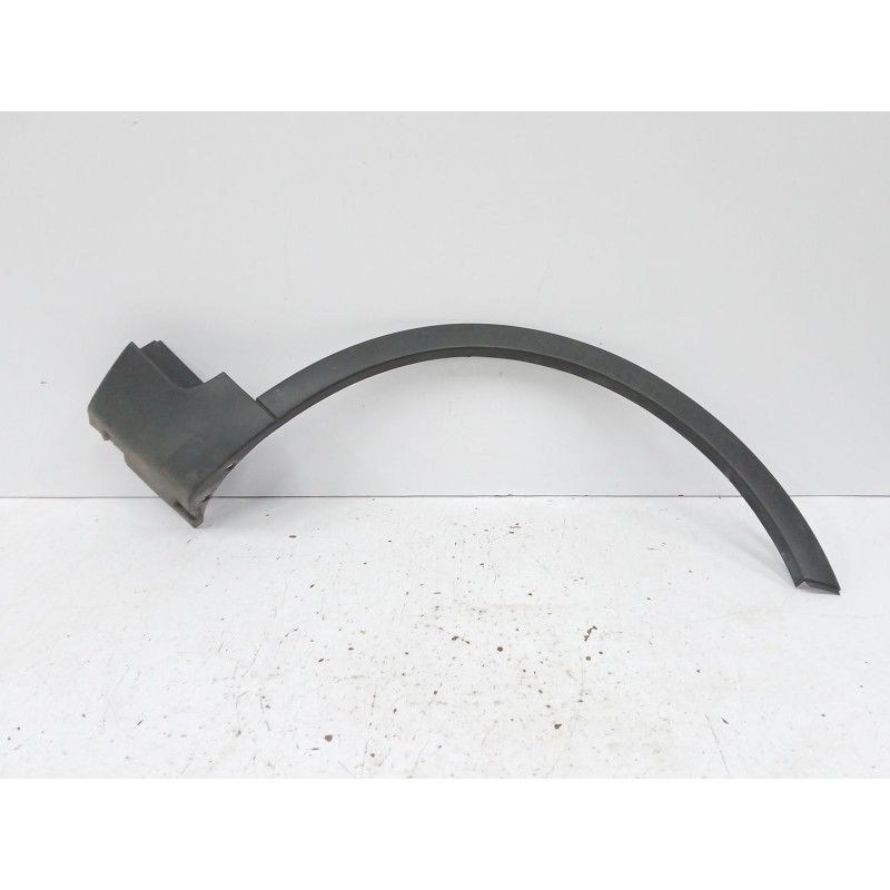 Recambio de aletin delantero derecho para ford kuga i 2.0 tdci referencia OEM IAM 8V41S16D238A  