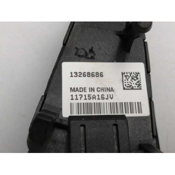 Recambio de mando volante para opel astra j lim. 4türig 1.6 cdti dpf referencia OEM IAM 13268686 DERECHO 