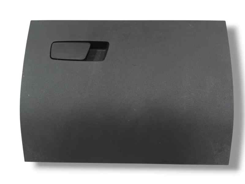 Recambio de guantera para omoda 5 1.6 tgdi referencia OEM IAM 401001828AA  