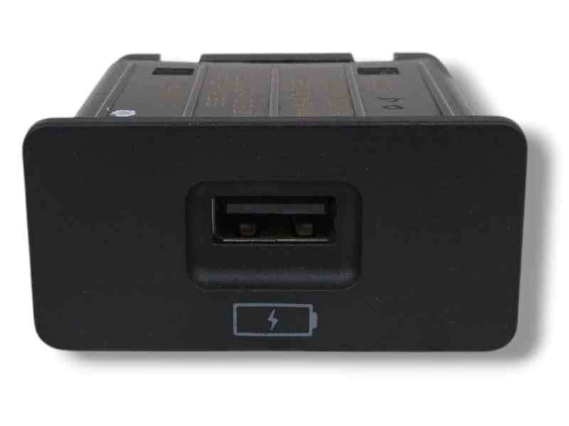 Recambio de modulo electronico para omoda 5 1.6 tgdi referencia OEM IAM 703000140AA PUERTO USB 