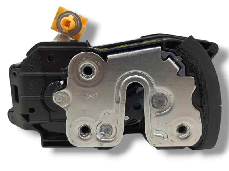 Recambio de cerradura puerta trasera izquierda para omoda 5 1.6 tgdi referencia OEM IAM 554001267AA  