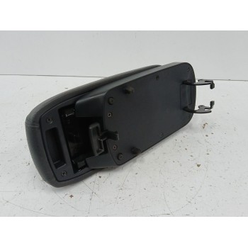 Recambio de apoyabrazos central para kia rio iii (ub) 1.2 cvvt referencia OEM IAM 846701W000  