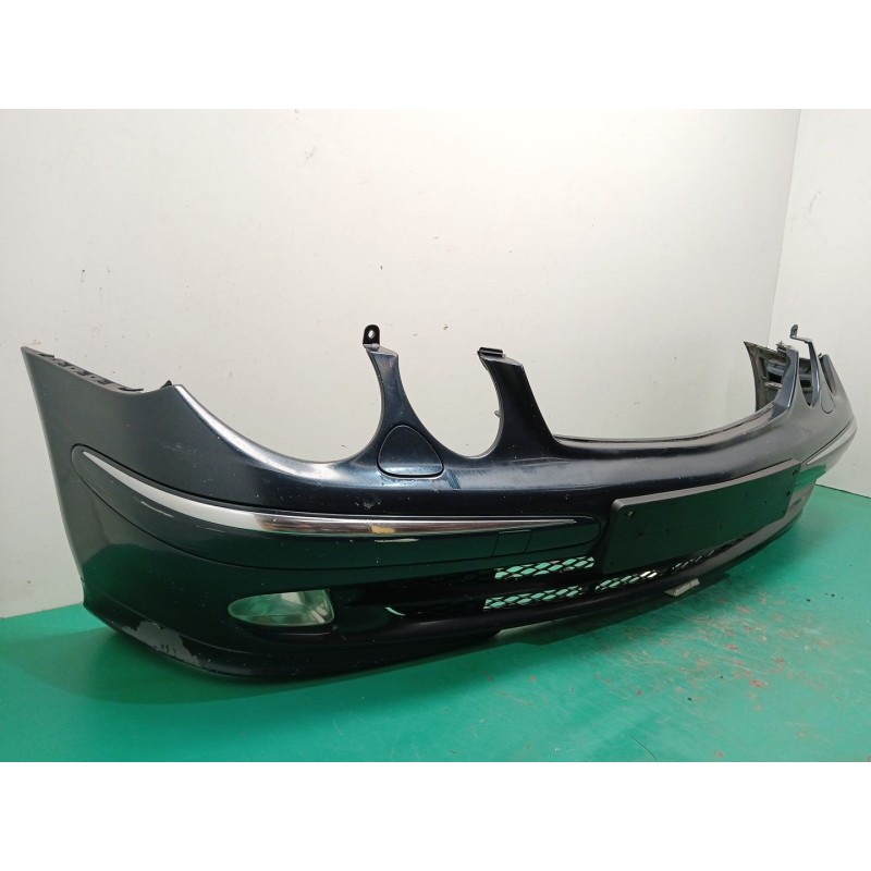 PARAGOLPES DELANTERO
