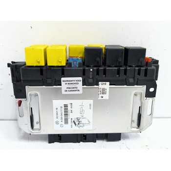 CAJA RELES / FUSIBLES A0205451732 0025452001 05045110